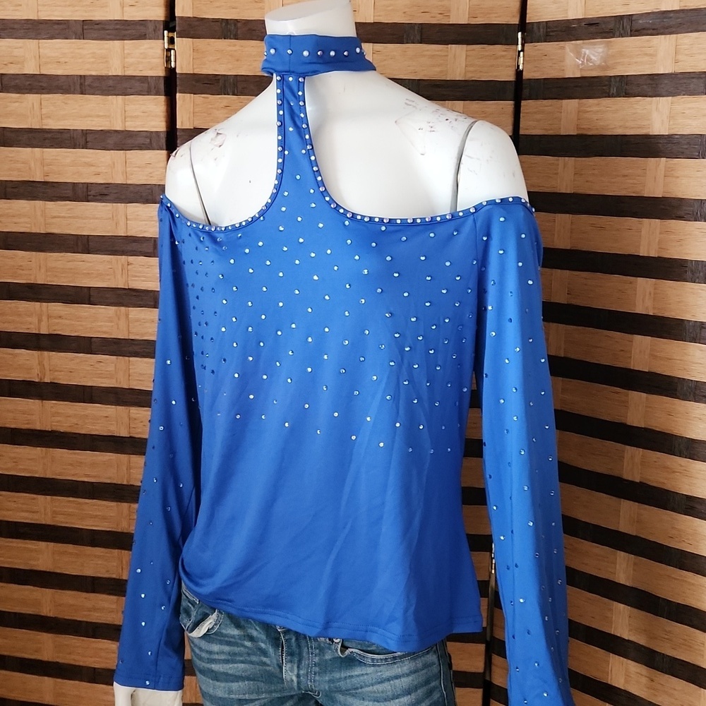 Custom nwot diamond/pearl off shoulder top with choker collar
